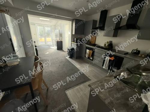 Room 2 – 3 Roycroft Road, Filton, Bristol, BS34 7NL