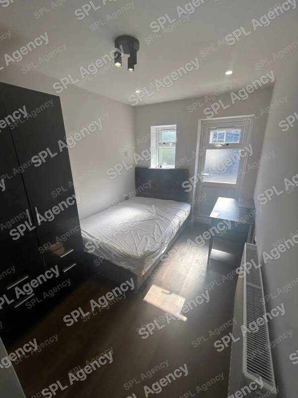 Room 3 - 7 Pavey Road, Bristol, BS13 0LA
