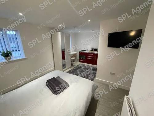 Studio 3 – 130 Gloucester Rd N Filton, Bristol, BS34 7BQ