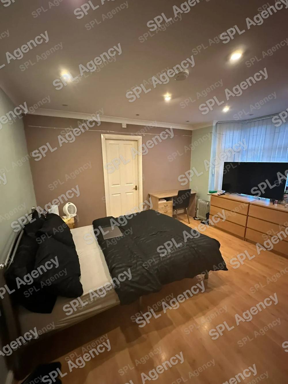 Room 1 – Abbotsbury, Harry Stoke Road, BS34 8QH