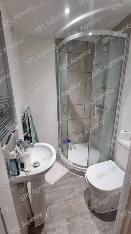 Room 7 – 3 Roycroft Road, Filton, Bristol, BS34 7NL