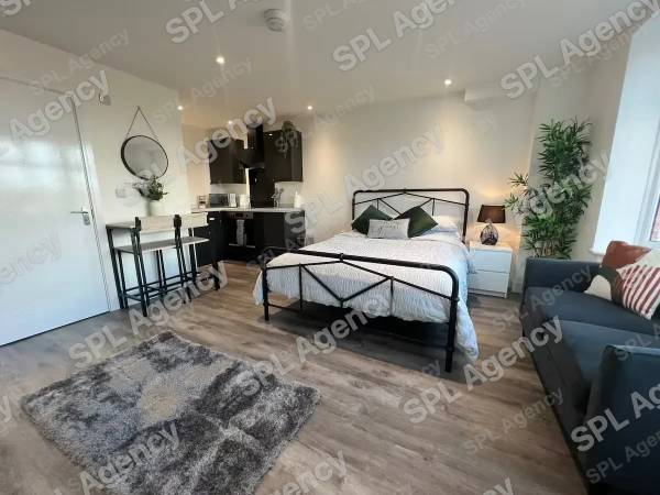 Studio – Abbotsbury, Filton Lane BS34 8QH