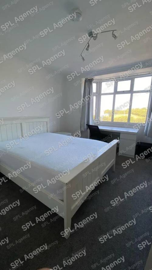 Room 6 – Abbotsbury, Filton Ln, Stoke Gifford, Bristol